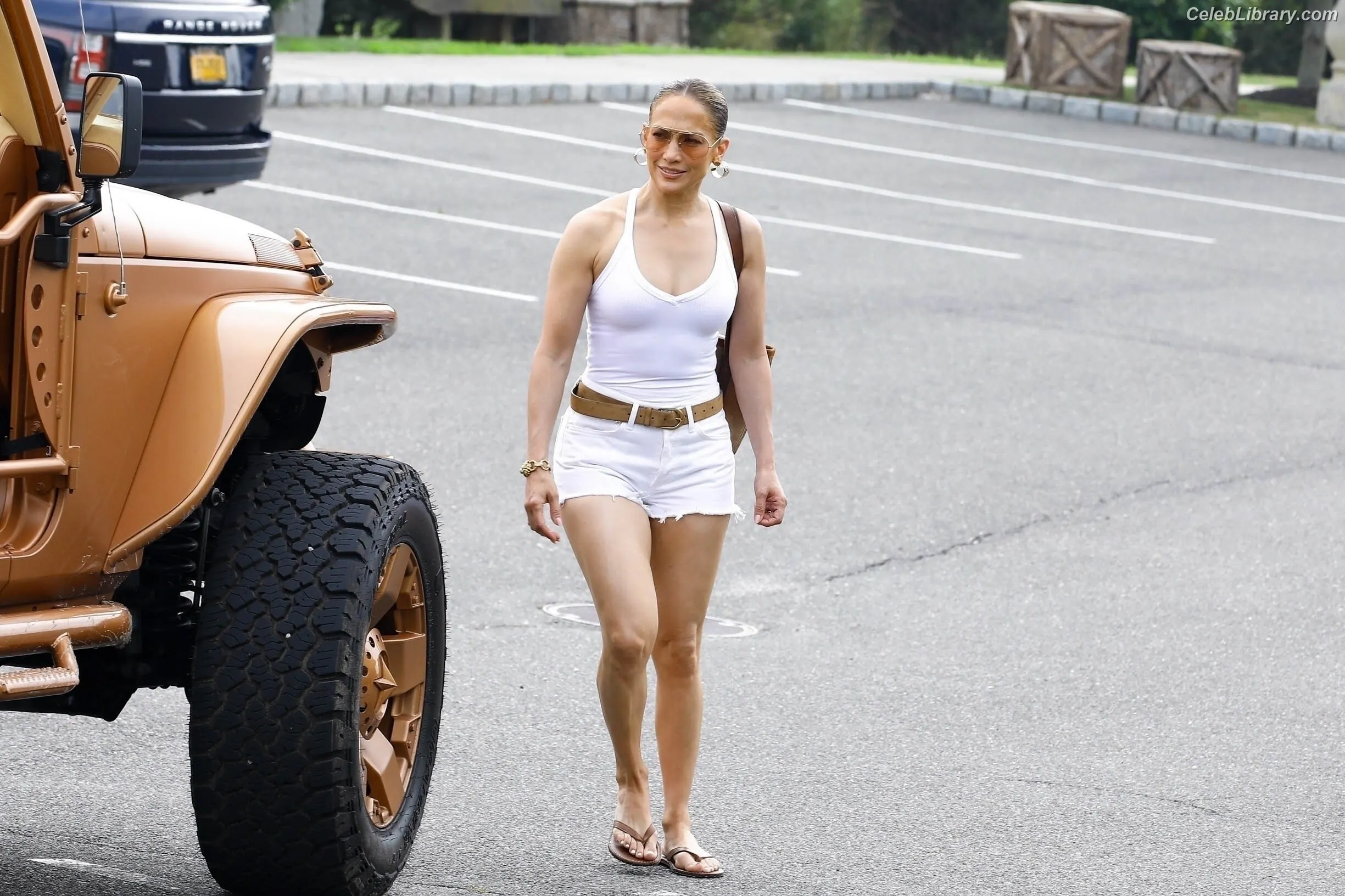 Jennifer Lopez photo 11 of 3408