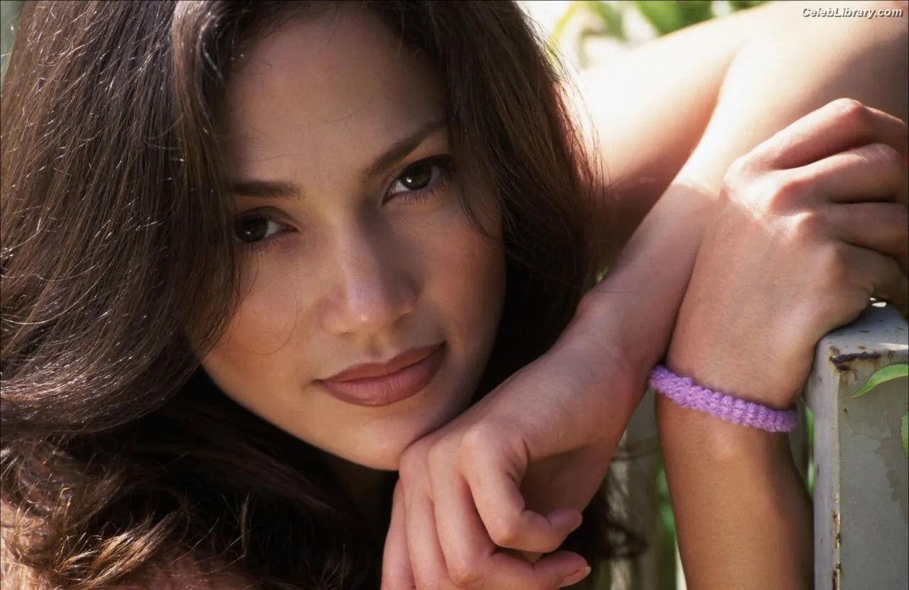 Jennifer Lopez photo 13 of 3408