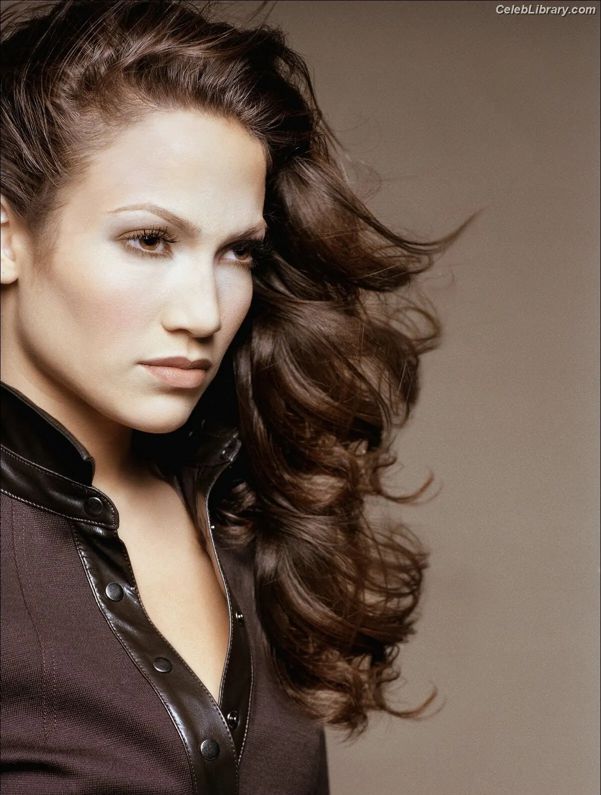 Jennifer Lopez photo 8 of 3408