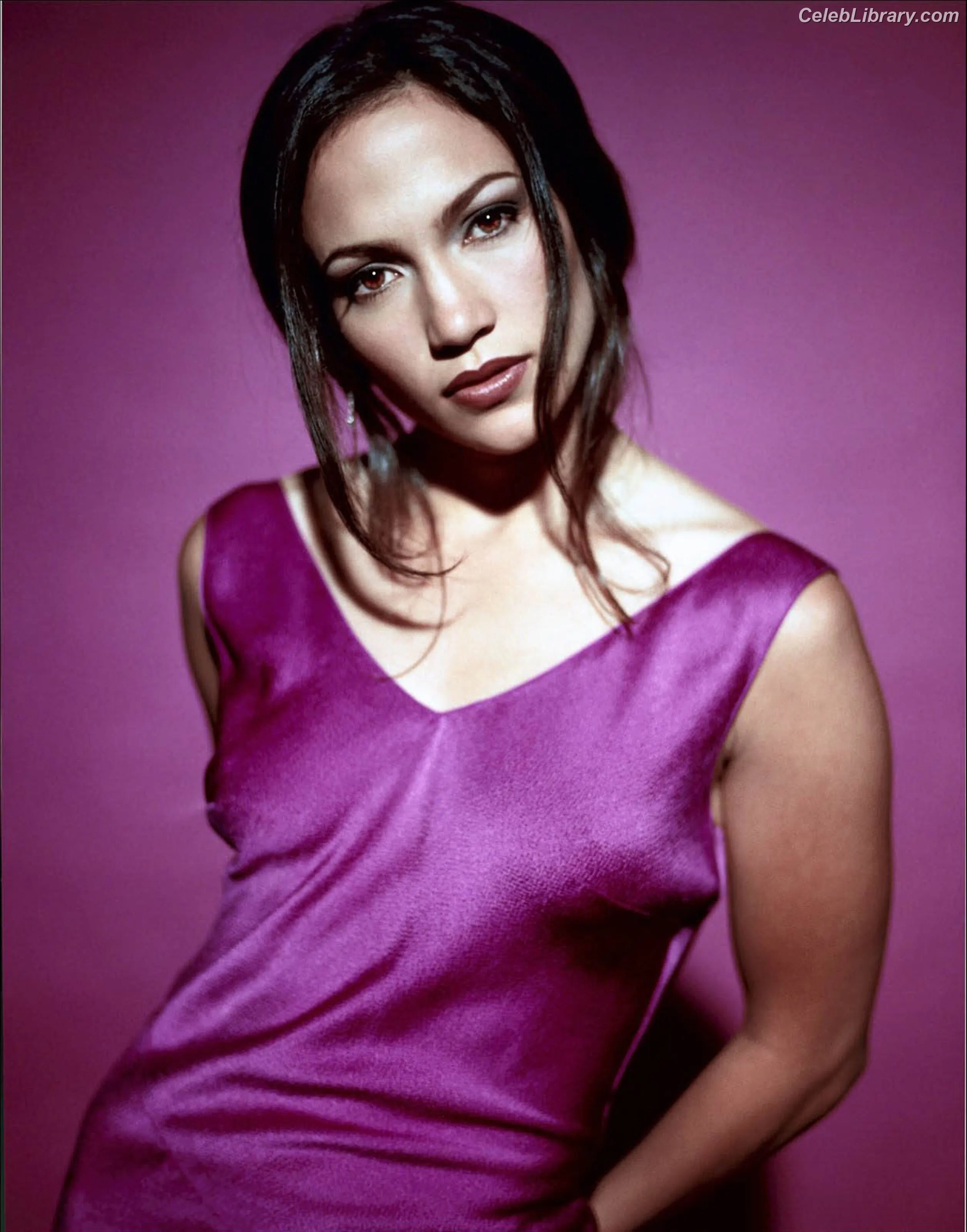 Jennifer Lopez photo 10 of 3408