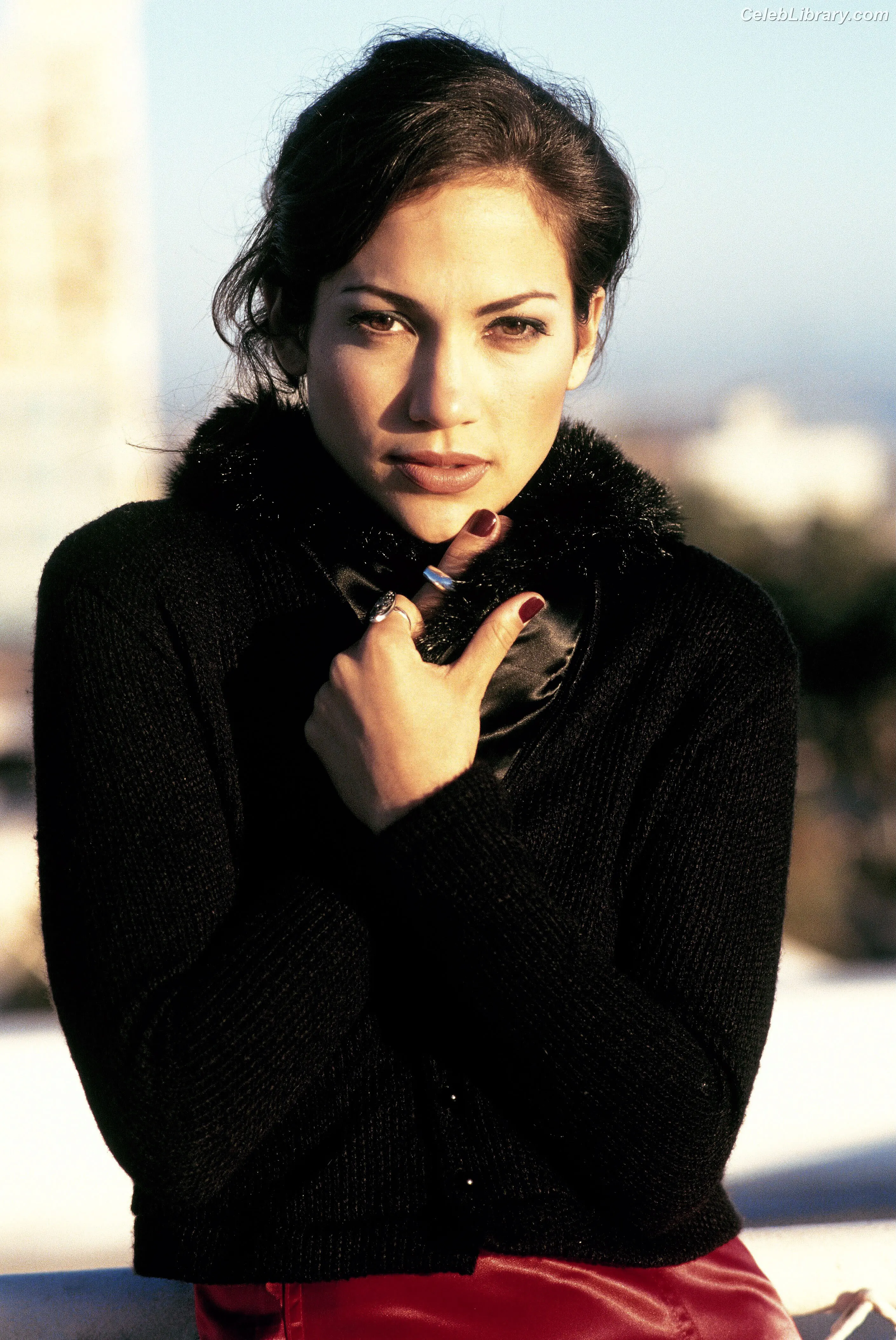 Jennifer Lopez photo 5 of 3408