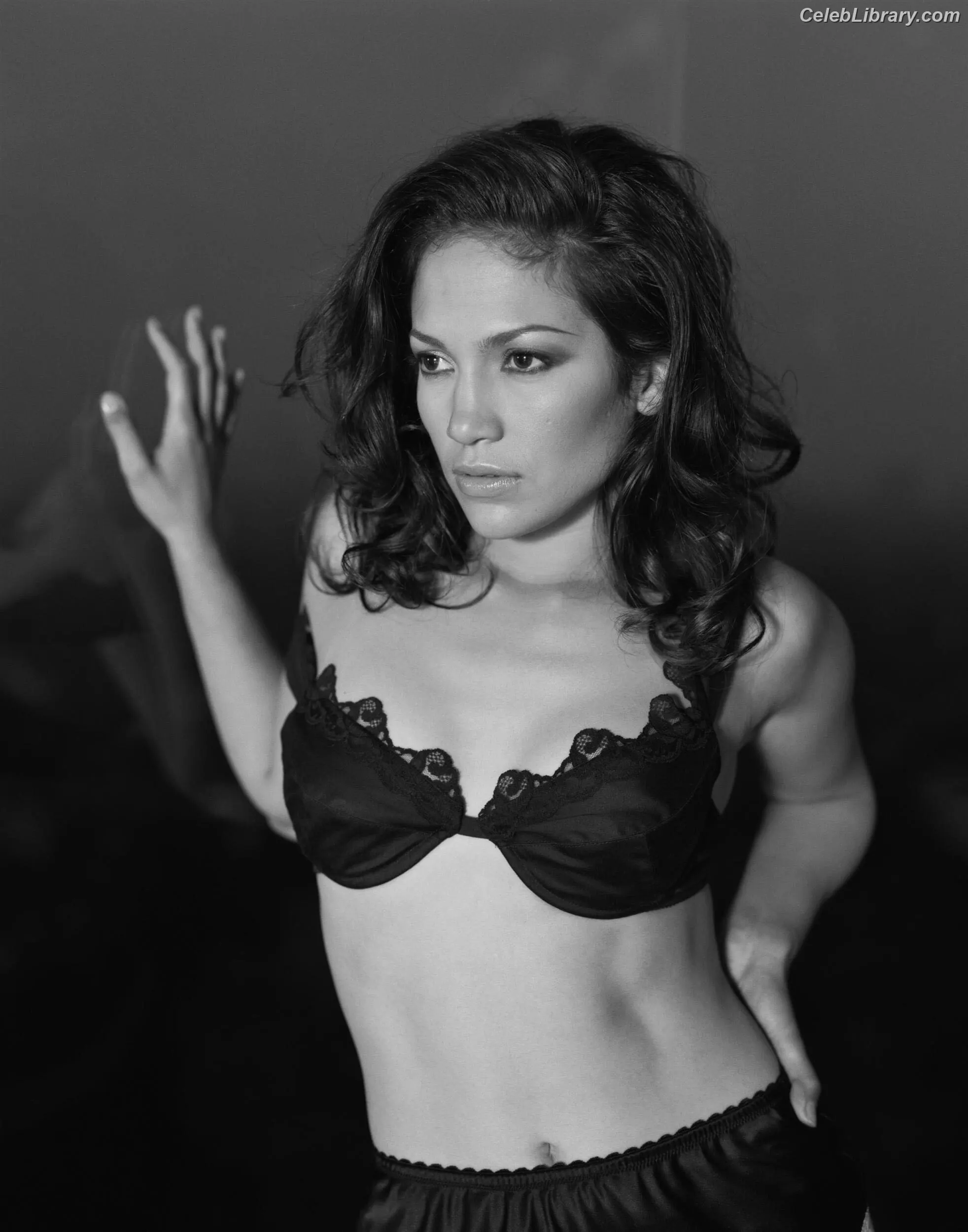 Jennifer Lopez photo 14 of 3408