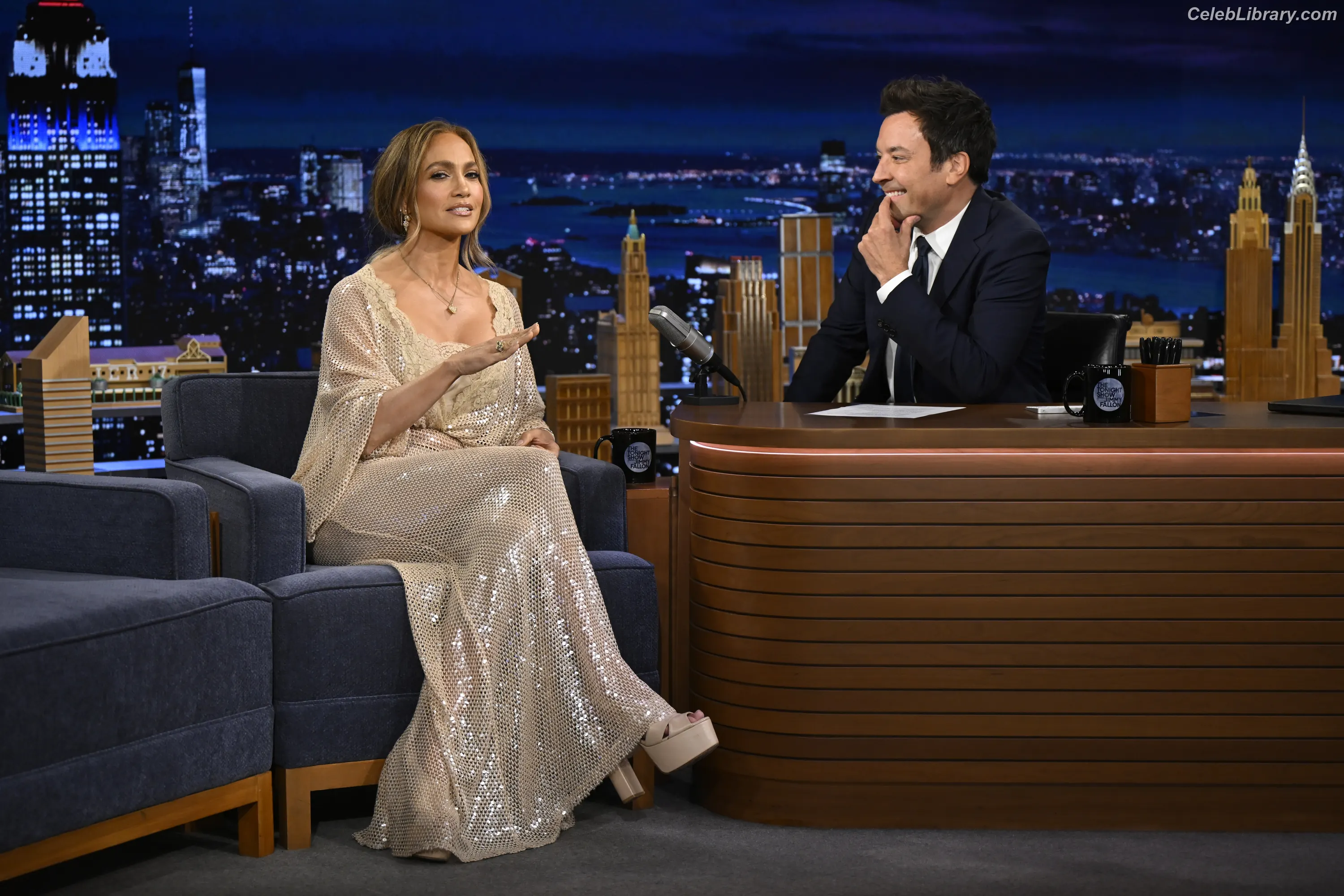 Jennifer Lopez photo 24 of 3408