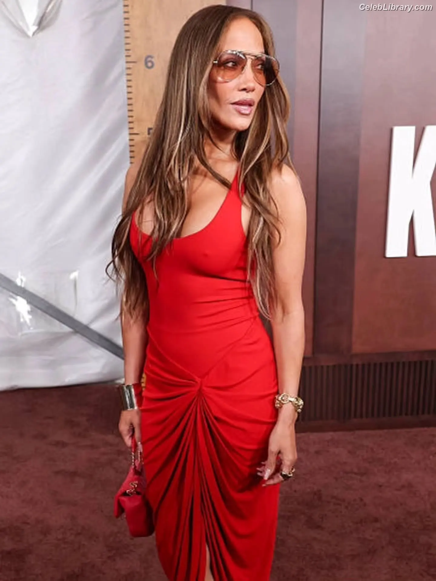 Jennifer Lopez photo 22 of 3408