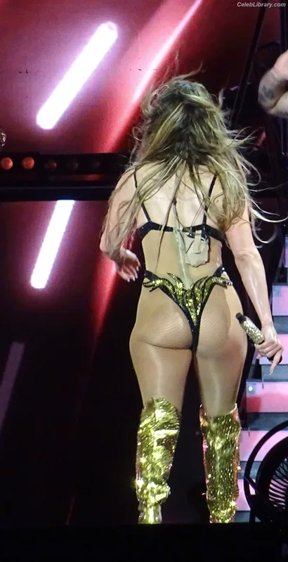 Jennifer Lopez photo 24 of 3409