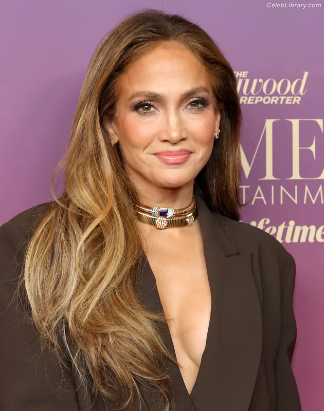 Jennifer Lopez photo 15 of 3409