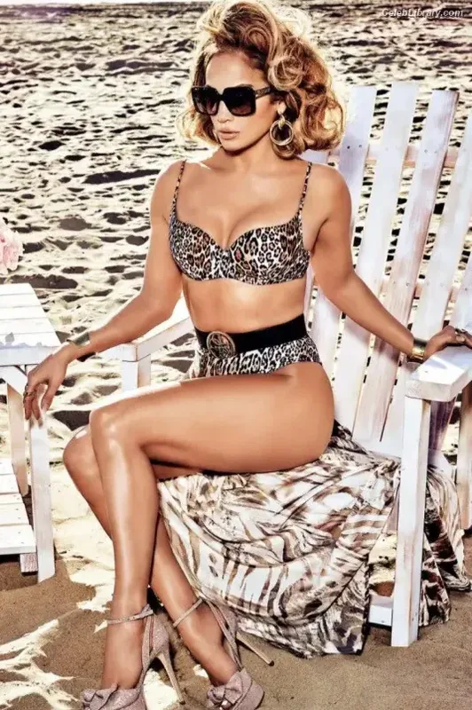 Jennifer Lopez photo 24 of 3409