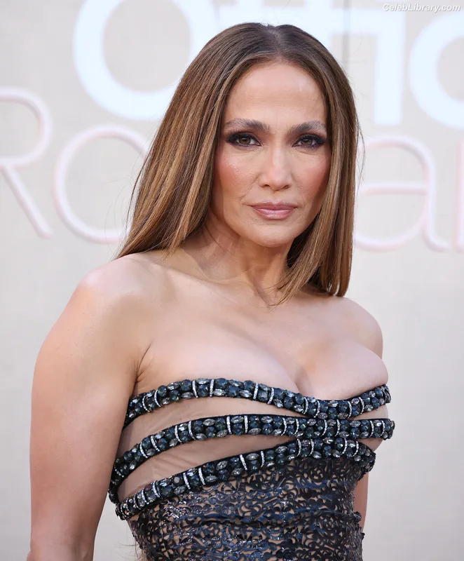 Jennifer Lopez photo 7 of 3409