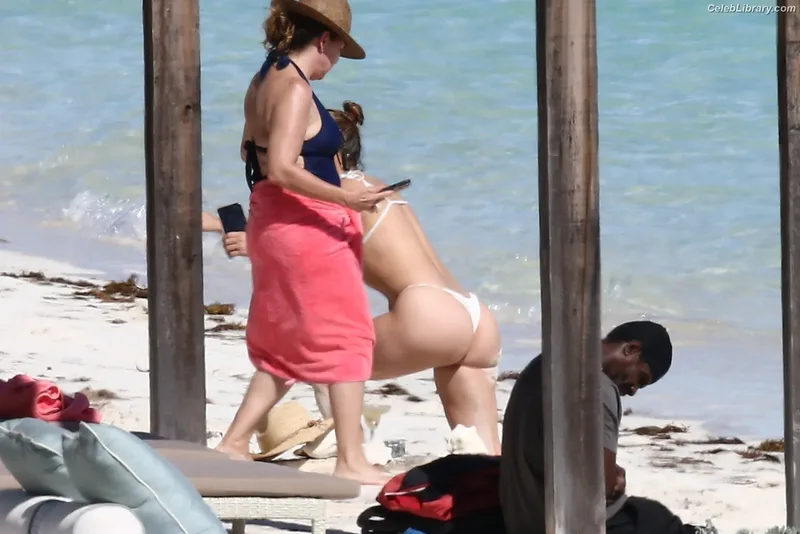 Jennifer Lopez photo 17 of 3409