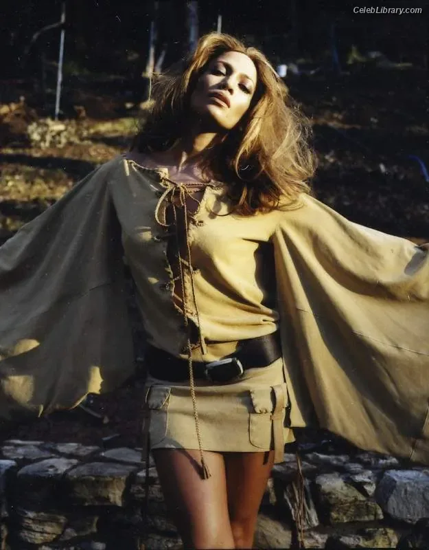 Jennifer Lopez photo 10 of 3409