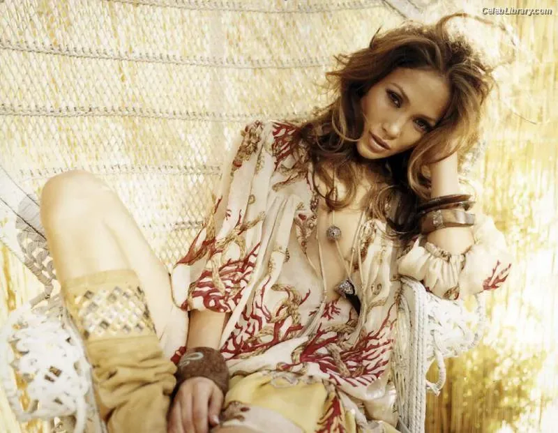 Jennifer Lopez photo 14 of 3409