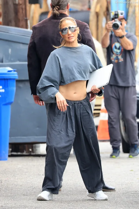 Jennifer Lopez photo 19 of 3409