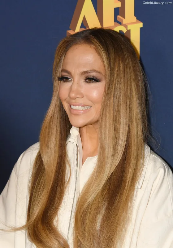 Jennifer Lopez photo 12 of 3409