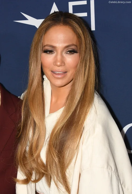 Jennifer Lopez photo 24 of 3409