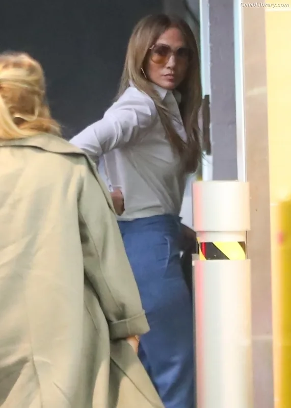 Jennifer Lopez photo 9 of 3409