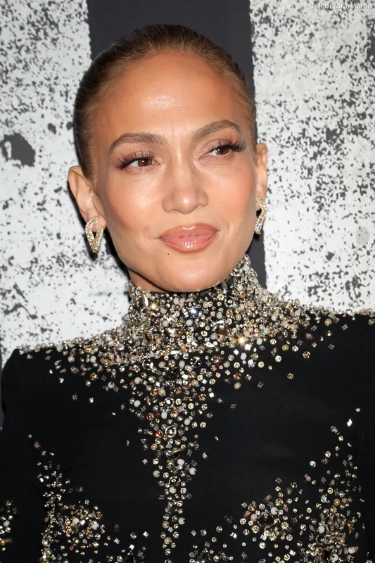 Jennifer Lopez photo 13 of 3409