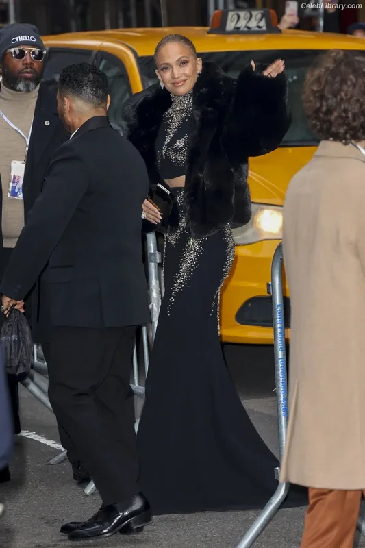 Jennifer Lopez photo 17 of 3409