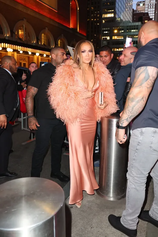 Jennifer Lopez photo 24 of 3409
