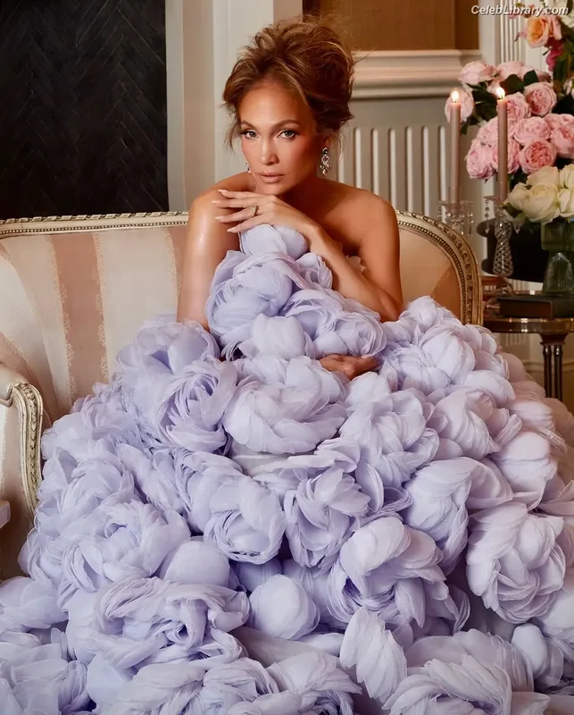 Jennifer Lopez photo 24 of 3409