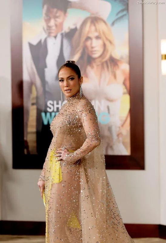 Jennifer Lopez photo 5 of 3409