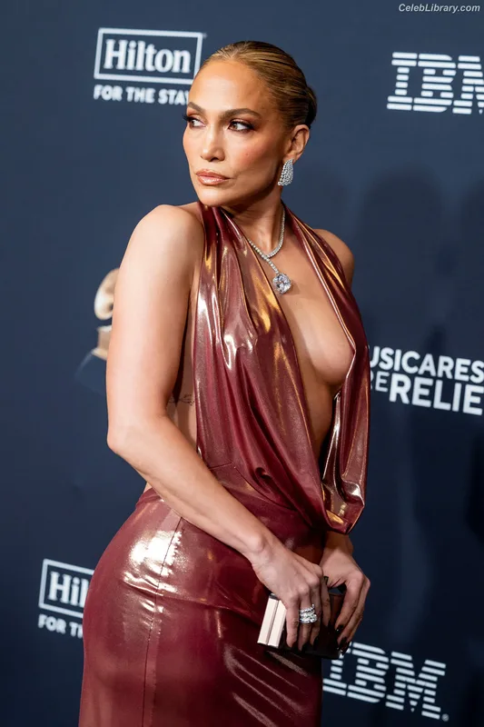 Jennifer Lopez photo 13 of 3409
