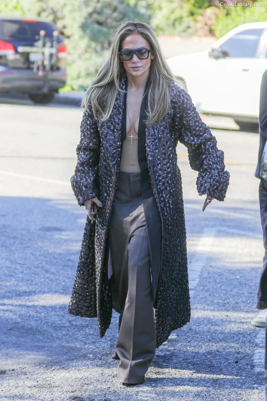 Jennifer Lopez photo 16 of 3409