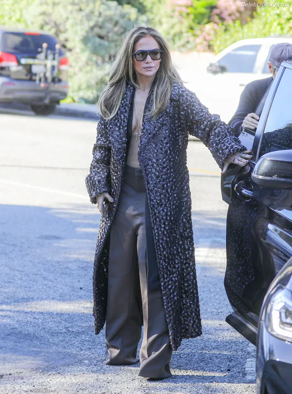 Jennifer Lopez photo 24 of 3409