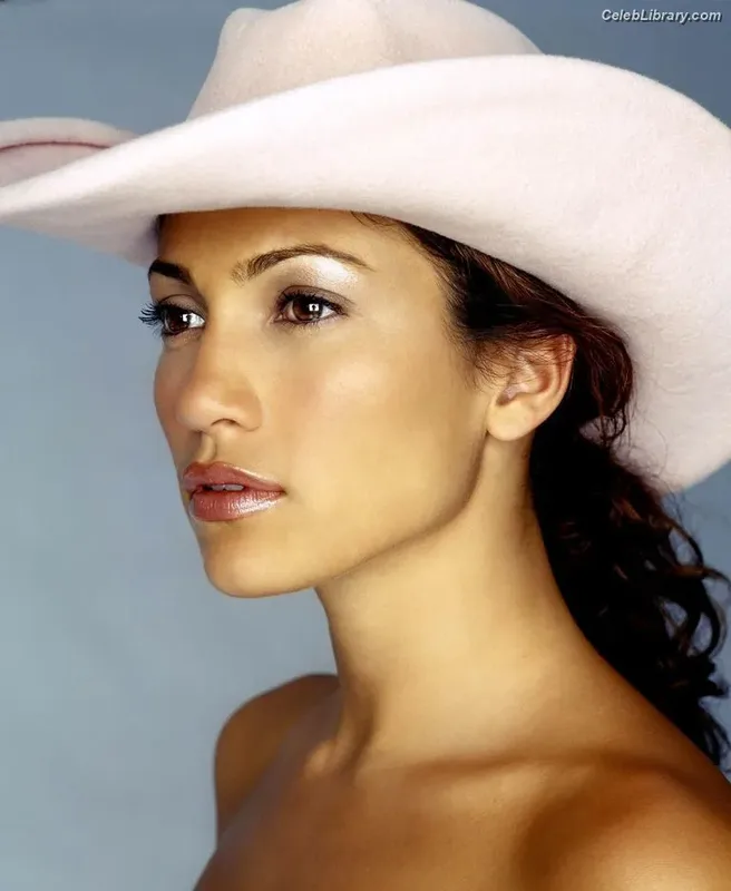 Jennifer Lopez photo 19 of 3409