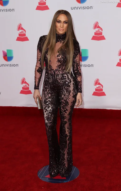 Jennifer Lopez photo 22 of 3409