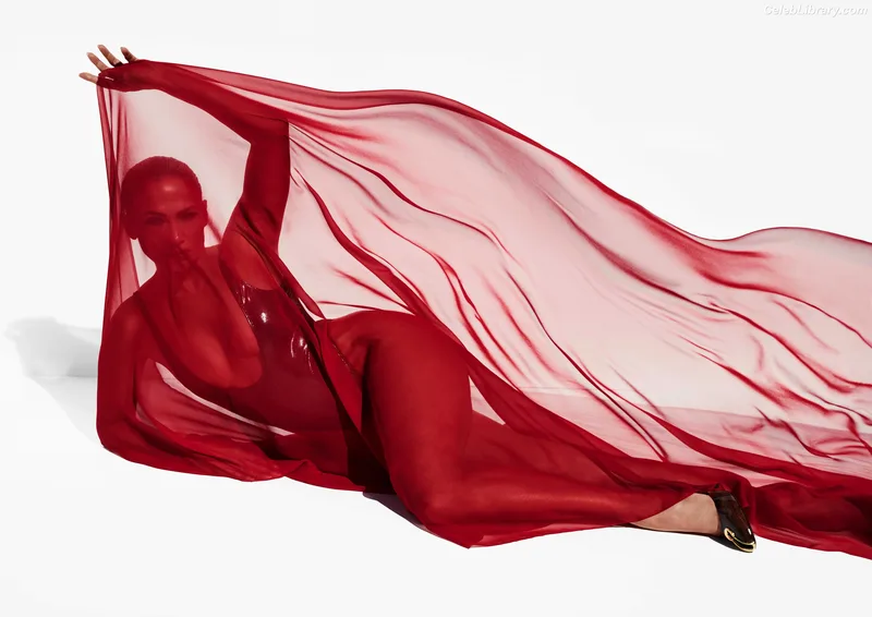 Jennifer Lopez photo 8 of 3409