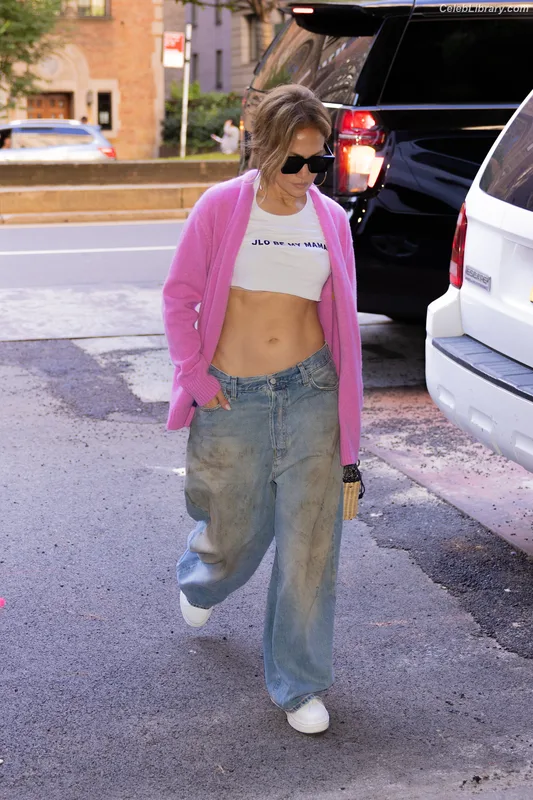 Jennifer Lopez photo 8 of 3409