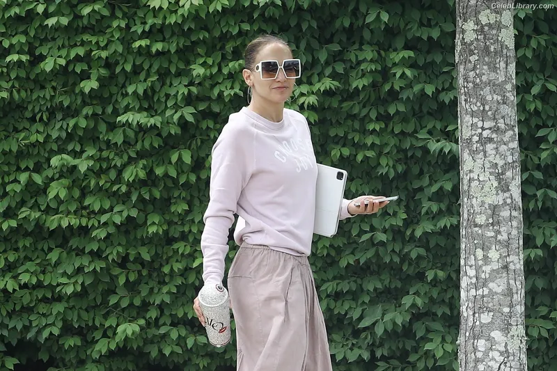 Jennifer Lopez photo 17 of 3409