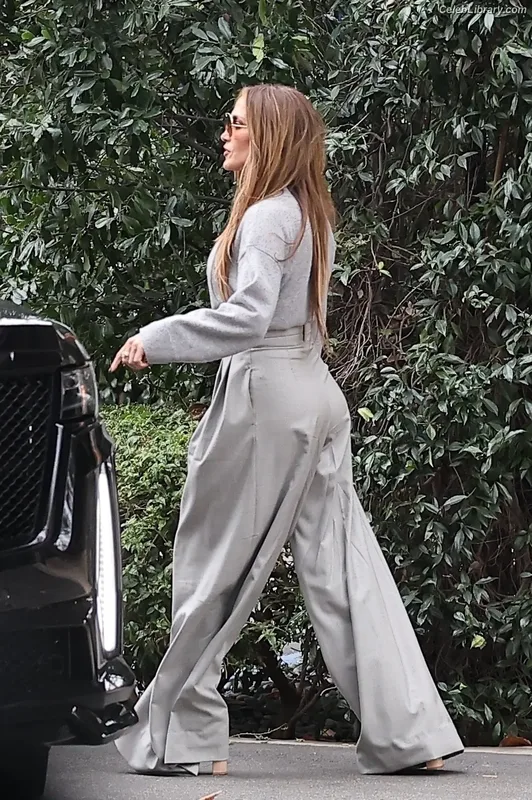 Jennifer Lopez photo 23 of 3409
