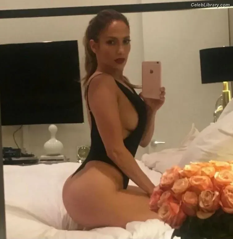 Jennifer Lopez photo 6 of 3409