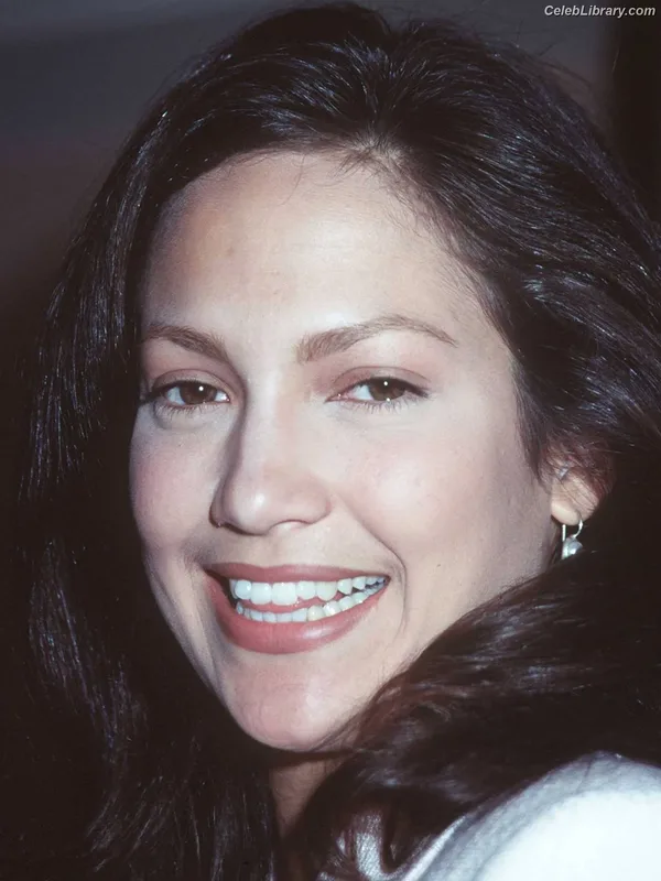 Jennifer Lopez photo 16 of 3409