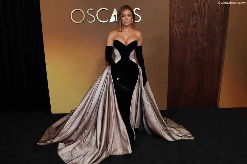 Jennifer Lopez photo 21 of 3409