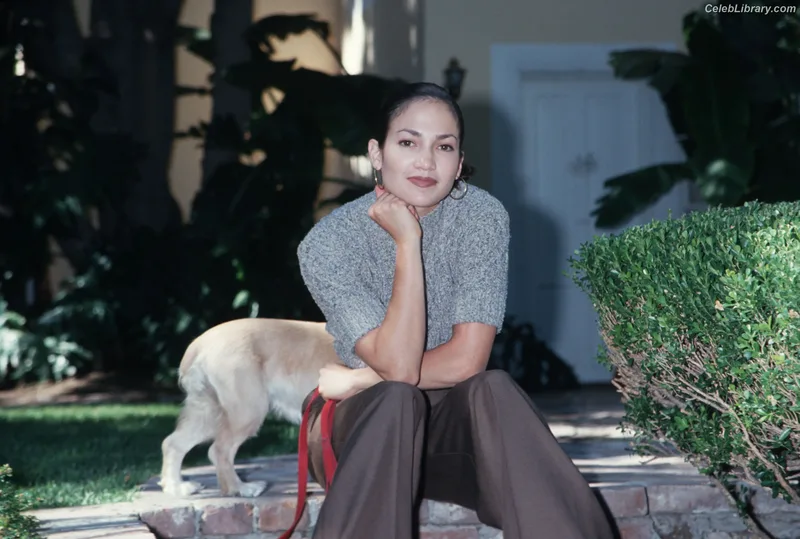 Jennifer Lopez photo 17 of 3409