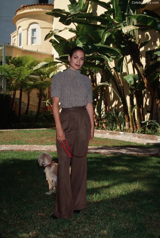 Jennifer Lopez photo 20 of 3409