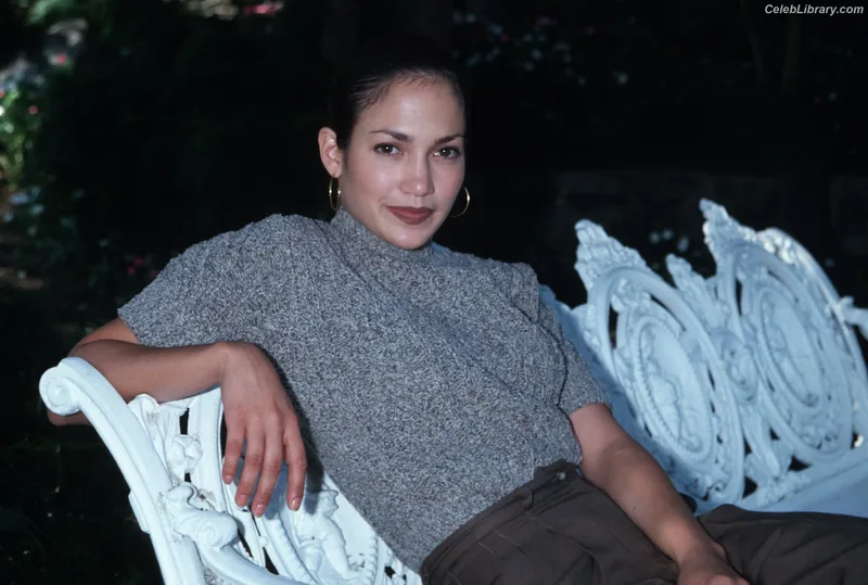 Jennifer Lopez photo 21 of 3409