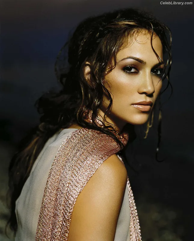 Jennifer Lopez photo 11 of 3409