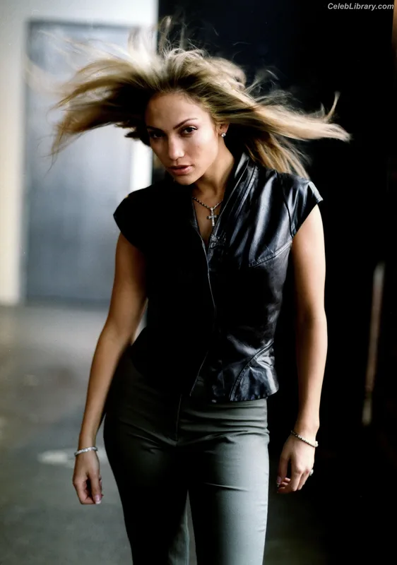 Jennifer Lopez photo 20 of 3409