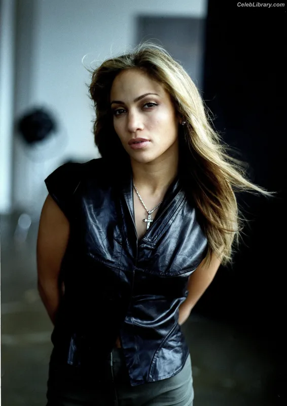 Jennifer Lopez photo 22 of 3409