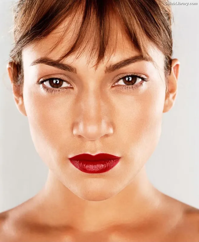 Jennifer Lopez photo 21 of 3409