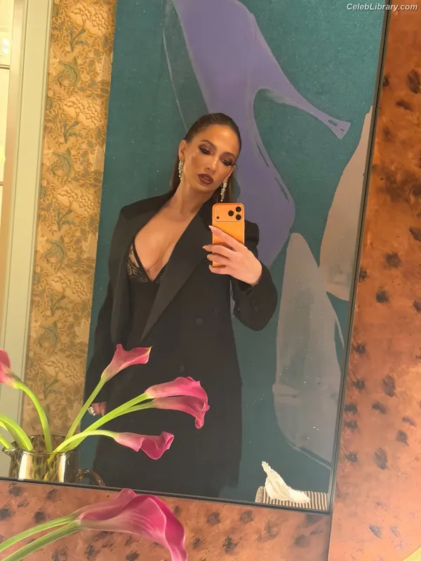 Jennifer Lopez photo 17 of 3409