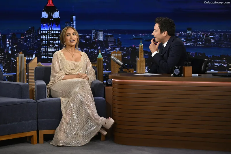 Jennifer Lopez photo 23 of 3409