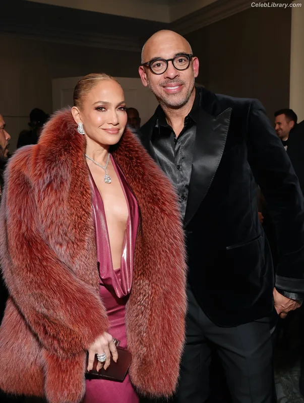 Jennifer Lopez photo 17 of 3409