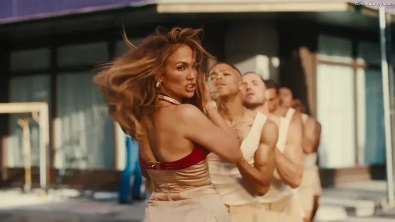 Jennifer Lopez photo 23 of 3409