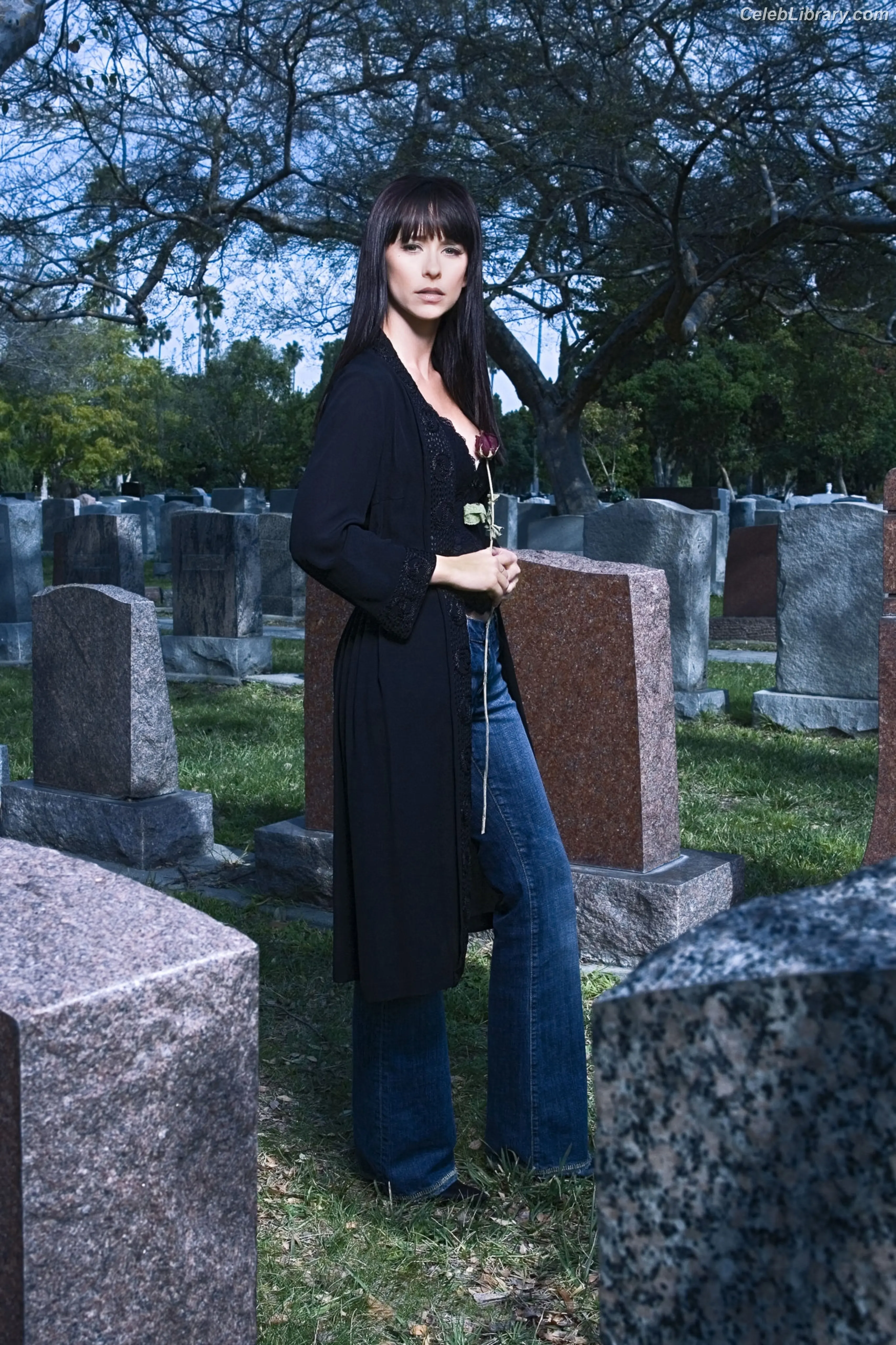 Jennifer Love Hewitt photo 20 of 520