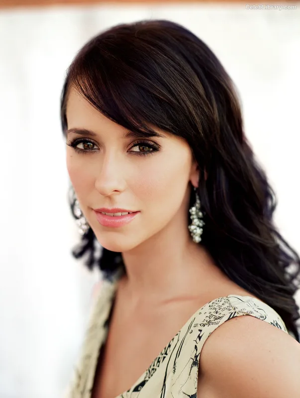 Jennifer Love Hewitt photo 15 of 519