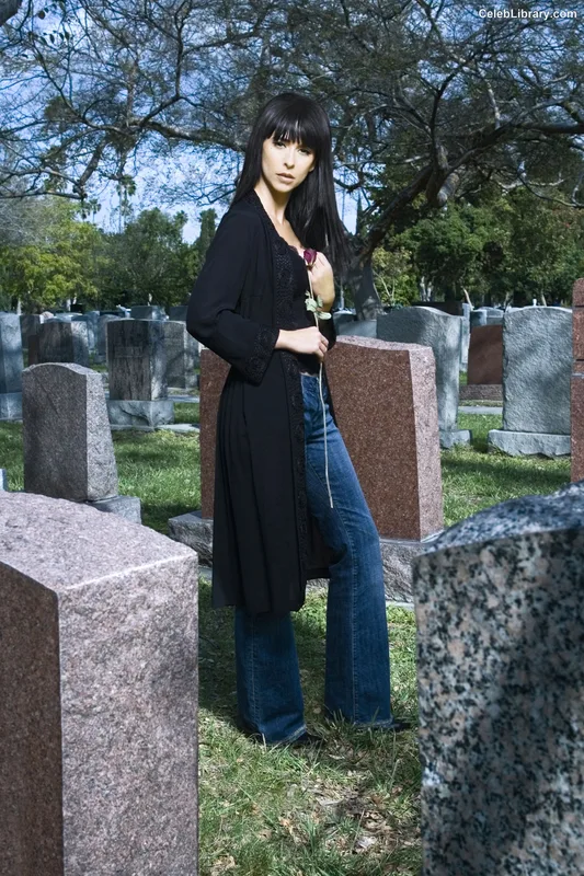 Jennifer Love Hewitt photo 20 of 519